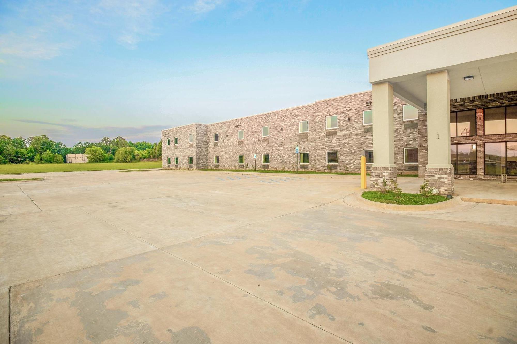 Oyo Hotel Adairsville Calhoun South I-75 ภายนอก รูปภาพ