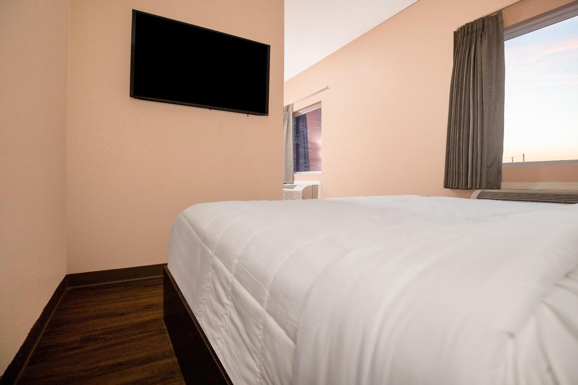 Oyo Hotel Adairsville Calhoun South I-75 ภายนอก รูปภาพ